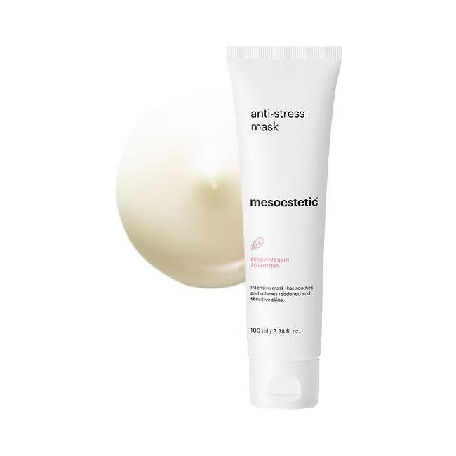 Textura cremosa calmante de la mascarilla facial