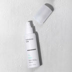 Aplicación del Hydratonic Mist sobre el rostro